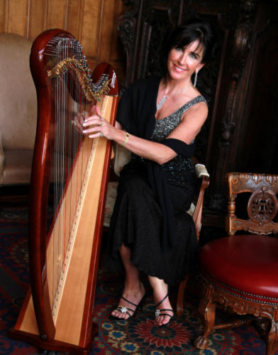 Annette and her Irish Harp